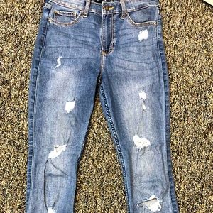Hollister Distressed Jeans Sz 1 Long